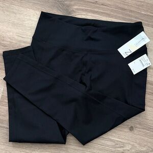 NWT Zella 7/8 Black Leggings